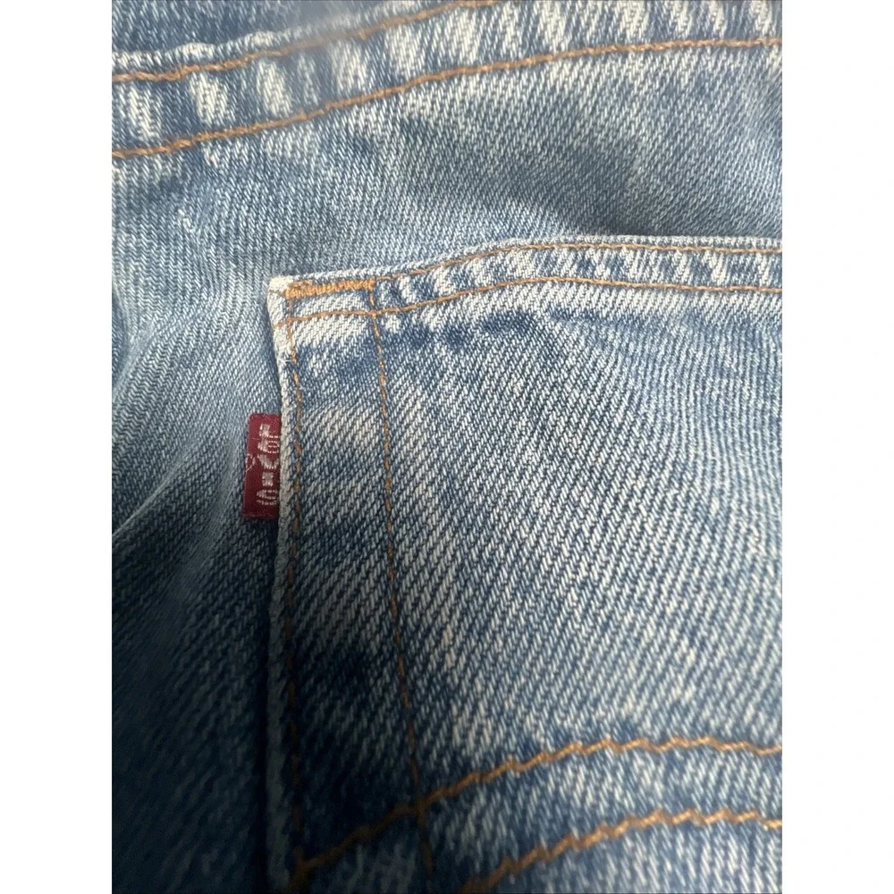 Vintage Levis 560 Jeans Mens 36x32 Loose Tapered Leg Denim Baggy Made in USA 90s